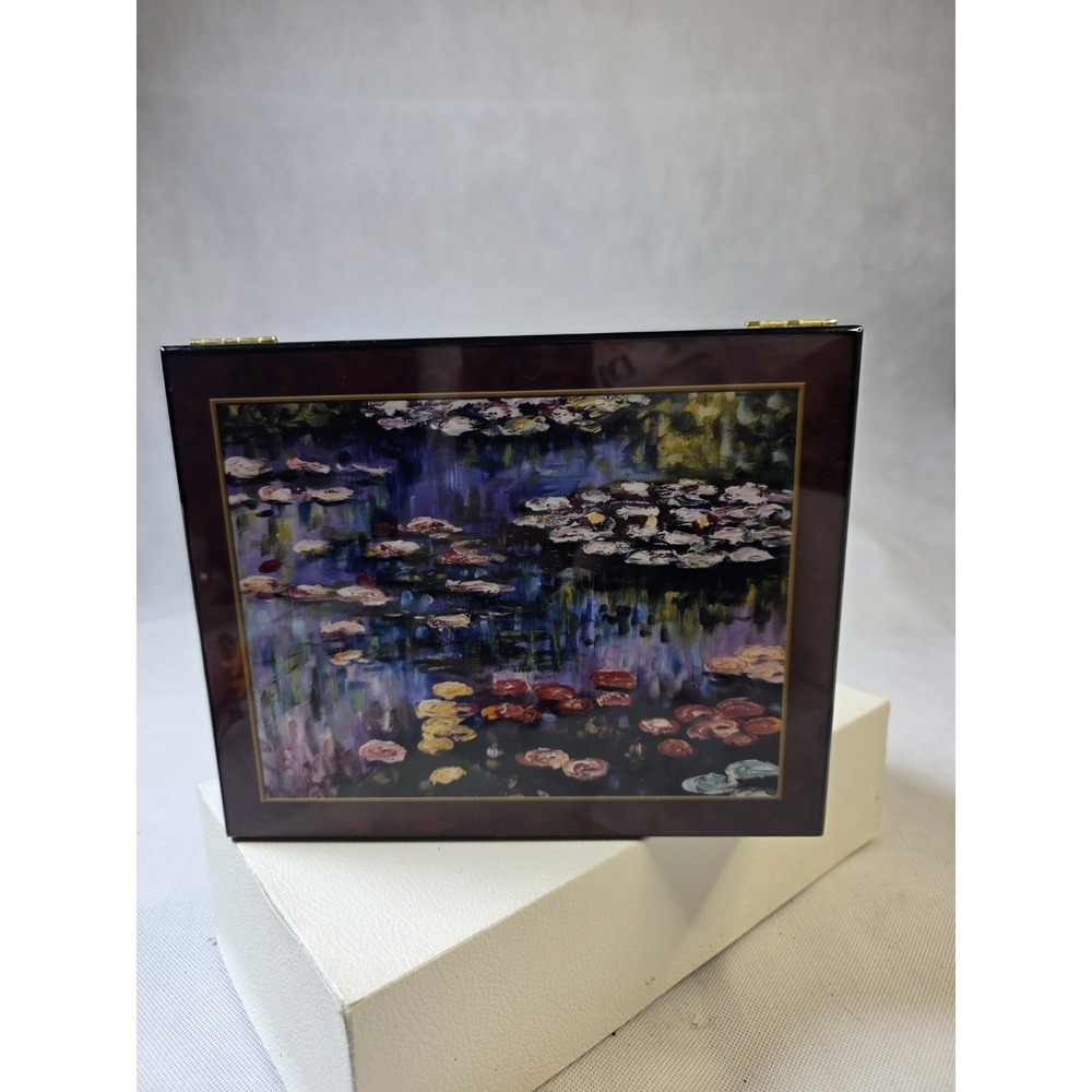 San Francisco Music Box Co. Monet Water Lilies Plays Waltz of the Flowers